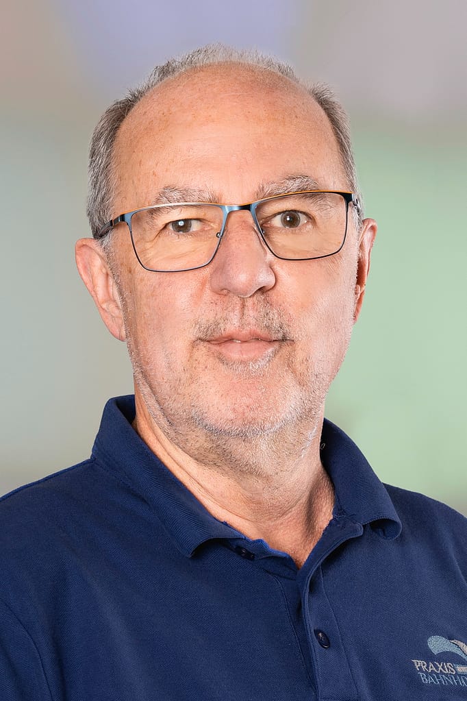 Dr. med. Christoph Zeller ist Gründer und Inhaber der Praxis am Bahnhof