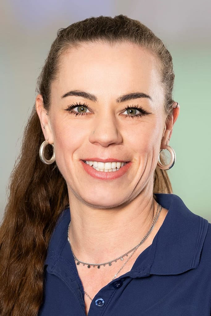 Porträt von Laura Hofmann, MPA in der Praxis am Bahnhof